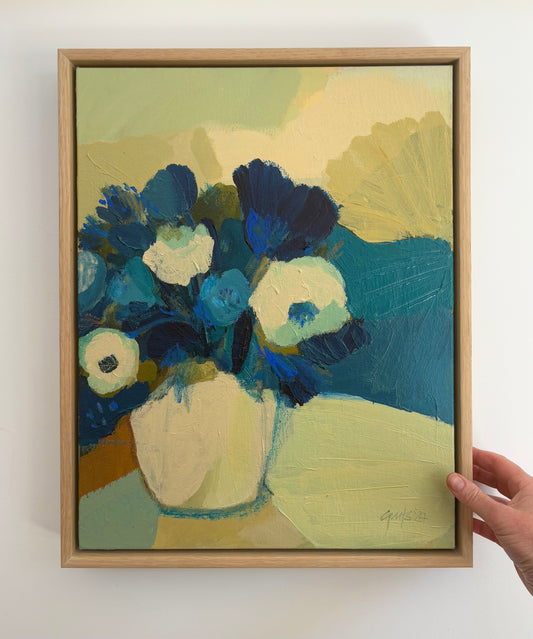 ‘BLOOMS IN BLUES’